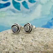 Silverörhängen, Månsten 