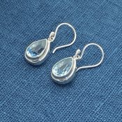 Silverörhängen, Blå Zircon 