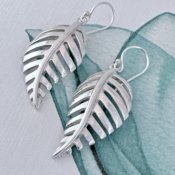 Silverörhängen löv blad