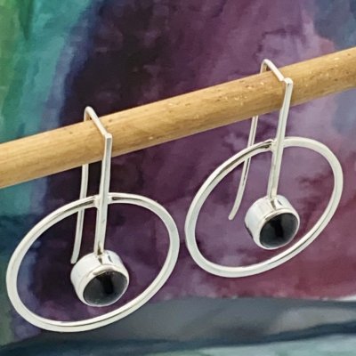  Silverörhängen, Onyx