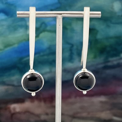  Silverörhängen, Onyx