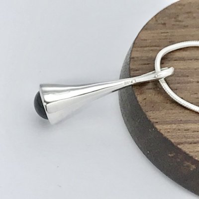 Silverhalsband med Onyx