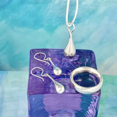 Silverhalsband, Droppe