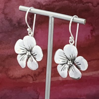 Silverörhängen, Blomma