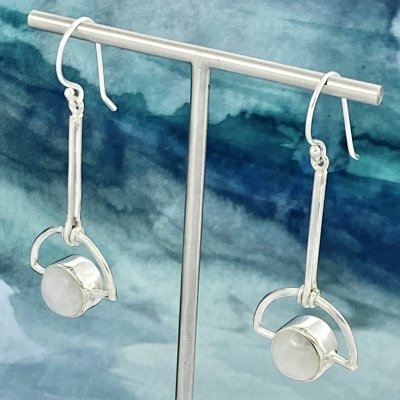 Silverörhängen, Månsten 