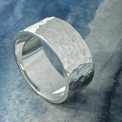 Bred, Hamrad Silverring 