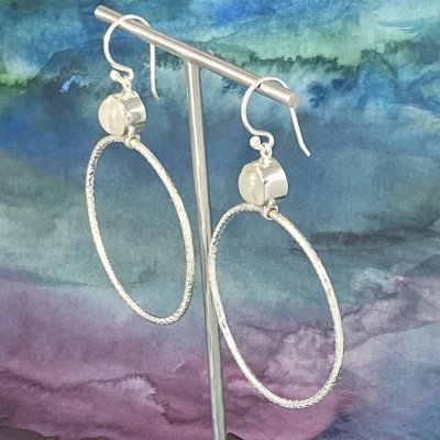  Silverörhängen, Månsten 