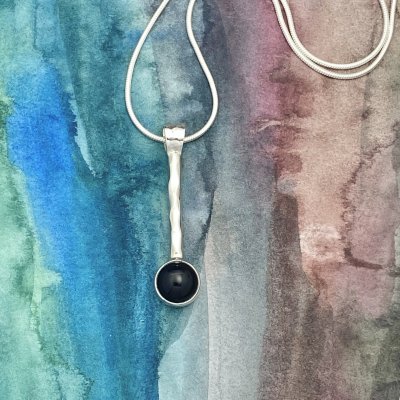 Silverhalsband, Onyx