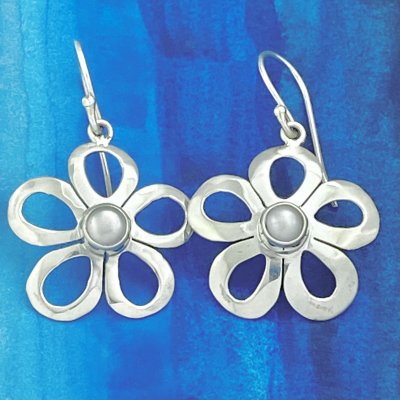 Silverörhängen, Blomma