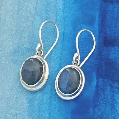 Silverörhängen, Labradorit 