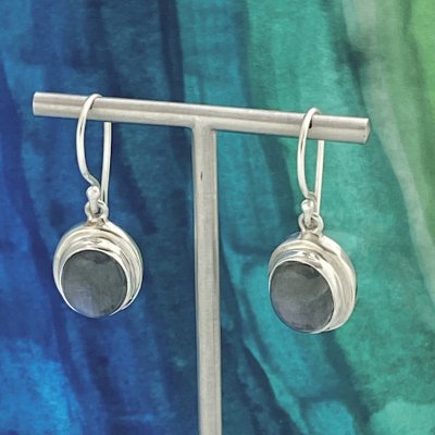 Silverörhängen, Labradorit 