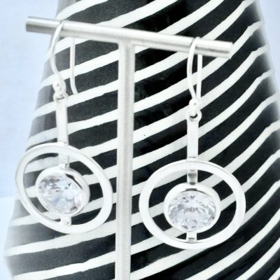 Silverörhängen Zircon vit