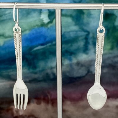 Silverörhängen, gaffel och sked 