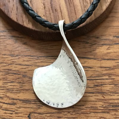 Halsband hamrat